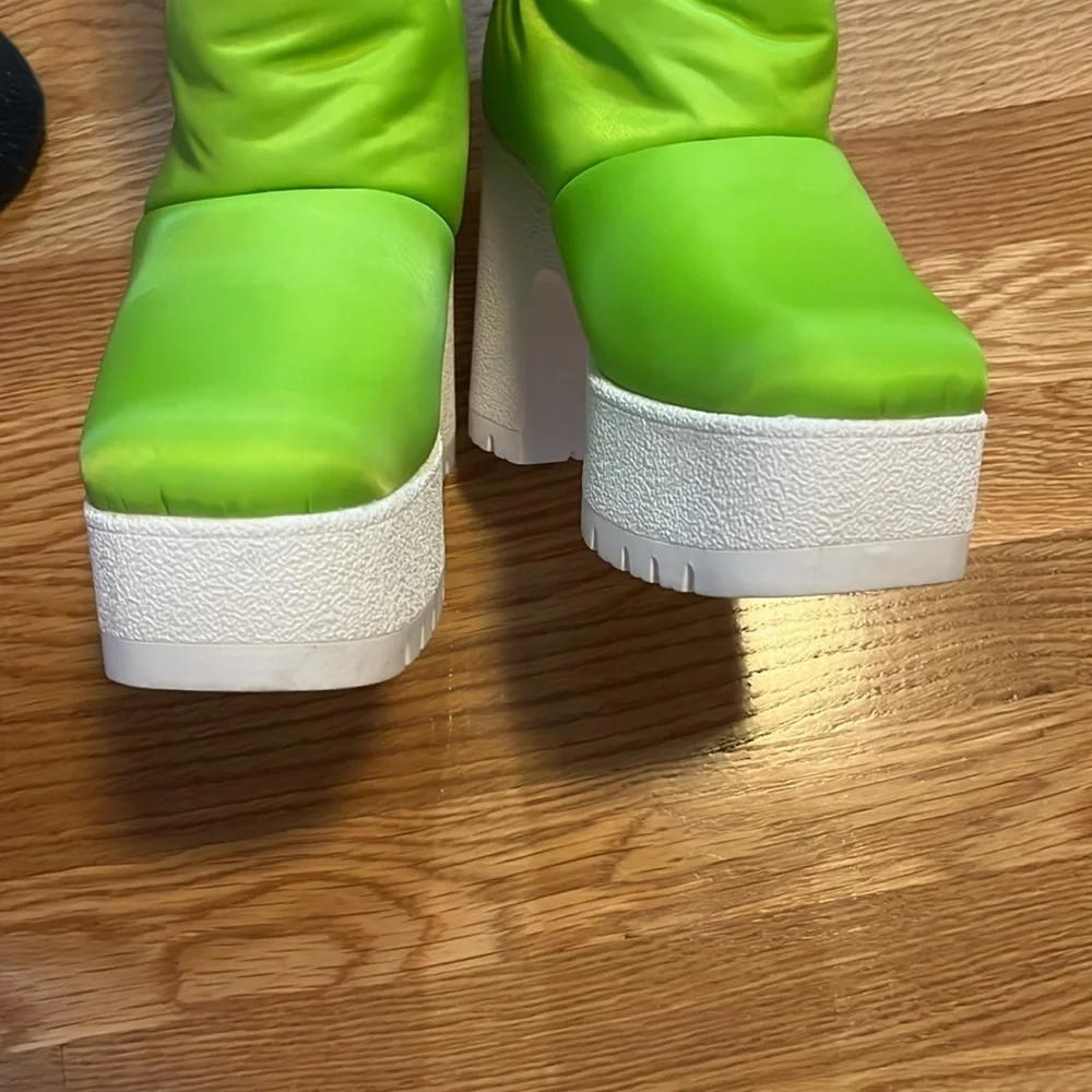 Jeffrey Campbell Snow Doubt Platform Winter Boot Size 6.5 NEW